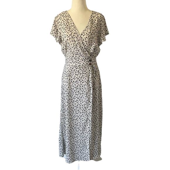 Sienna Sky Floral Faux Wrap Maxi Dress Medium - Picture 1 of 12